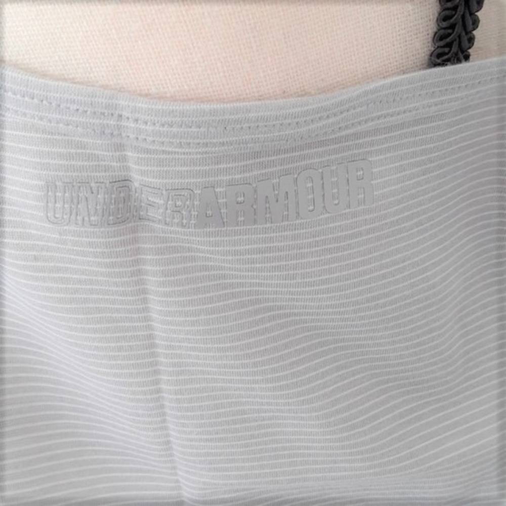 SOLD🔴UNDER ARMOUR Threadborne Tank Sz Large - Picture 6 of 8